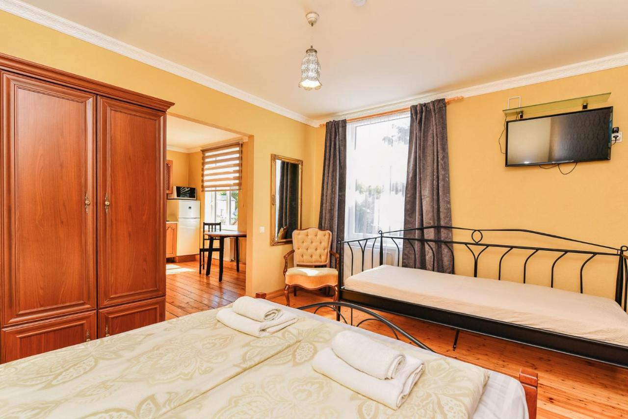 Villa Victoria Ventspils Luaran gambar